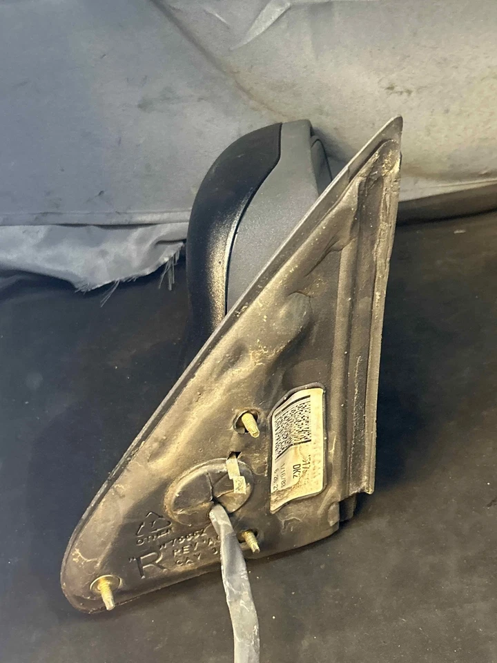 Fits 2002-04 OLDS BRAVADA Right Door Mirror (black) OEM:15789783 Foto 4 de 4