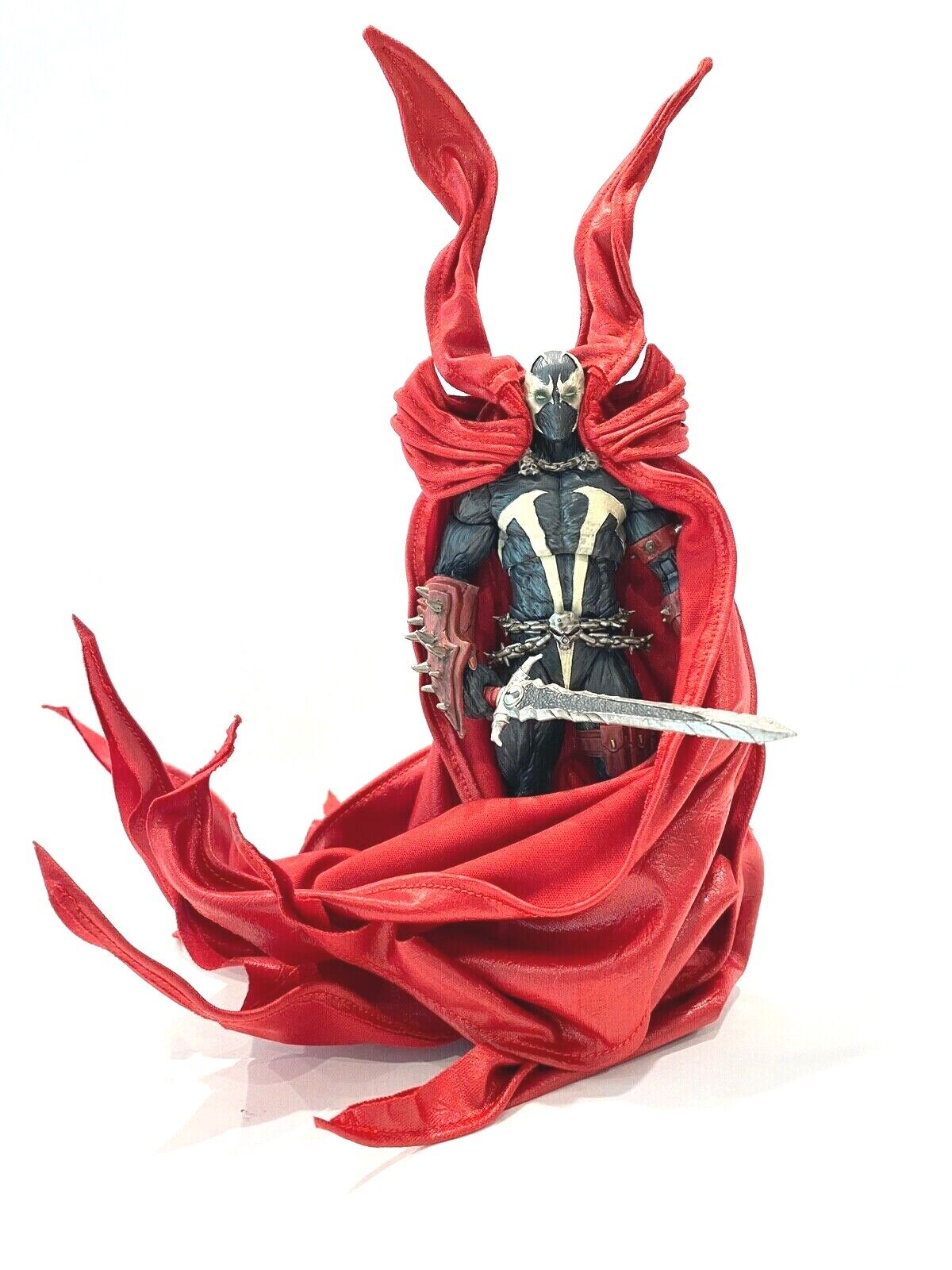 KC-C-SPD-DLX: 1/12 Custom Deluxe Red wired cape for McFarlane Spawn (No Figure)