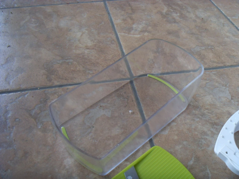 Emsa 507267 Multi-Reibe mit Auffangschale, 3 Einsätze / Einsatzhalter fehlend - Bild 2 von 4