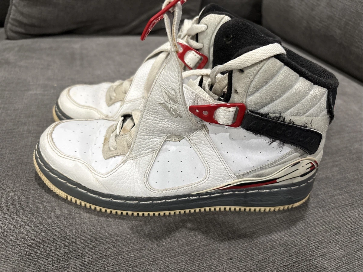 Nike Air Jordan Fusion 8 (AJF 8) \'Bugs Bunny Edition very rare size 9.5 VGC Jordan Fusion 8 Bugs Bunny for Sale | Authenticity  main image 4