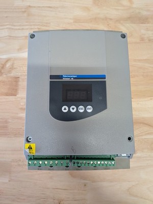 Schneider Telemecanique ATS48D32YU Altistart 48 32A Soft Starter 690V