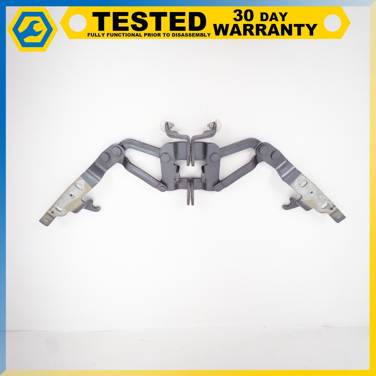 Maserati GranTurismo 2008-2019 Front Right Hinge bracket