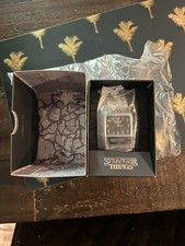 Casio G-SHOCK AQ-800EST-1AER Stranger Things Silver