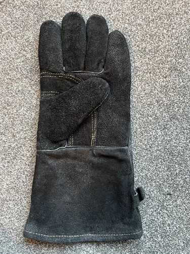 Heat Resistant Stove Black Left Hand Glove
