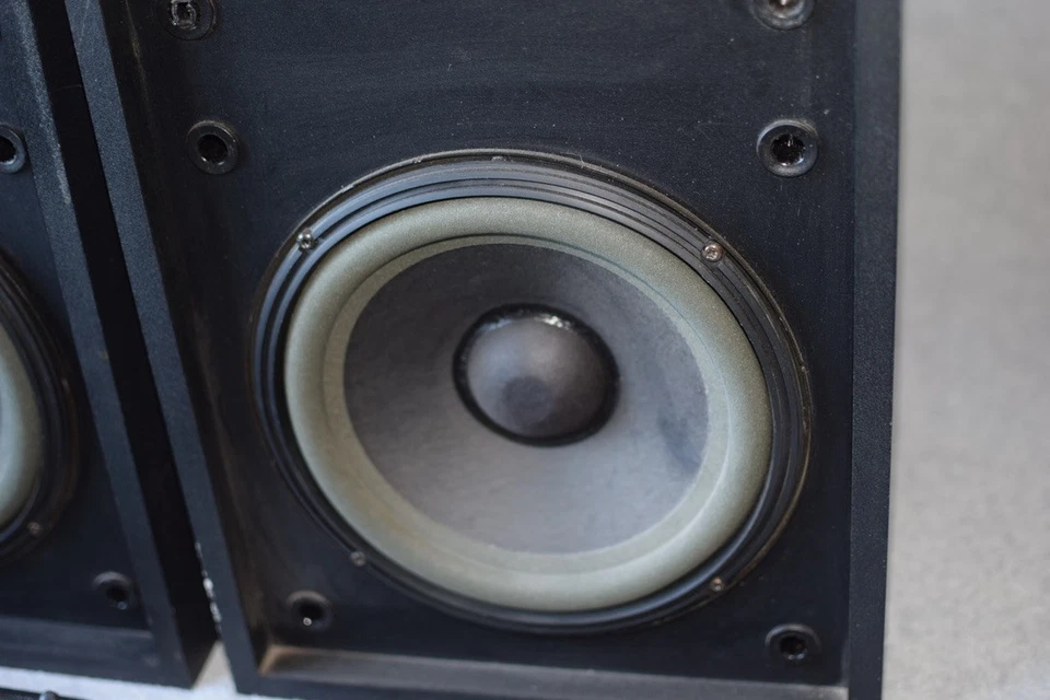 Vintage Pair (2) Black Ebony BOSE 301 Music Monitors II Bookshelf Speakers - Image 3 of 4