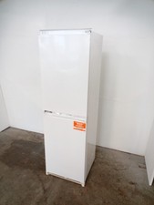 Indesit INC325FF.1 Integrated 50/50 Fridge Freezer B17