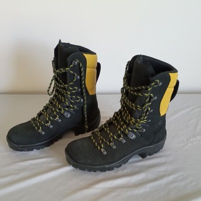 NEW!!!! 10.5 W MEN'S HAIX MISSOULA 2.1 HIKING FIRE BOOTS 111011 BLACK/YEL. 2025