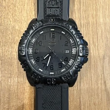 Luminox 3050/3950 Watch – Used, Scratched, Battery Needed