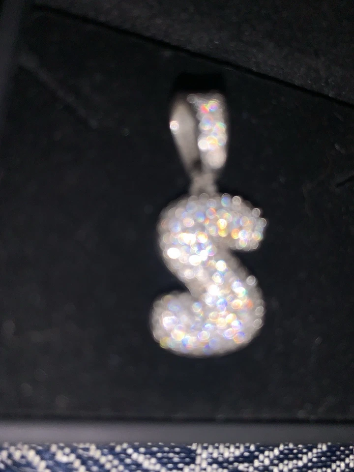 Colgante de Mossanita de Plata 925 Italiana Letra S Brilla Super Duro 🔥 Foto 3 de 4