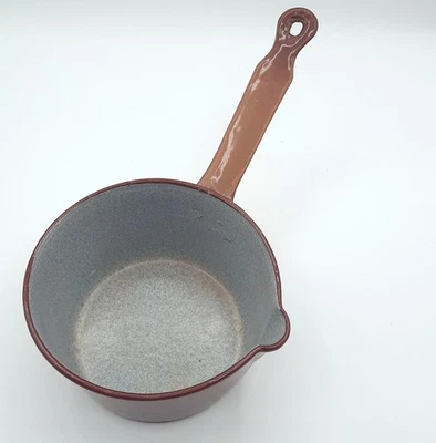Ancienne Casserole verseur en tôle émaillée Aubecq 14 cm de diamètre - Photo 1/4