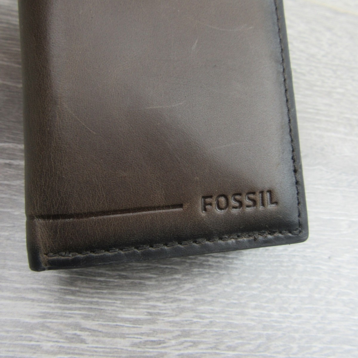 Fossil Allen RFID Trifold Dark Brown Leather Mens Wallet NEW 