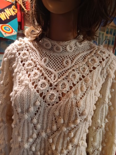 Vintage 80s S.S.G. Catharine Lover Chunky Crochet Sweater Cottage Core Ivory S