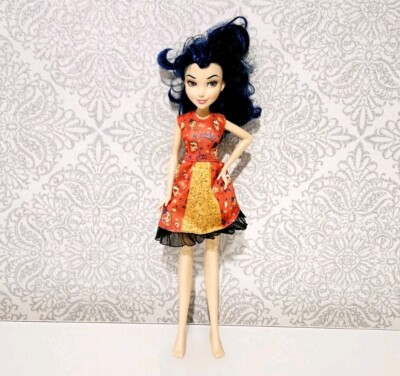 Disney The Descendants Evie Isle Of The Lost Doll 