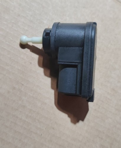 VW Golf 4 Cabrio Stellmotor Scheinwerfer Frontscheinwerfer 1J0941295B