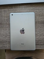 Apple iPad mini 2 32GB, Wi-Fi, 7.9in - Silver