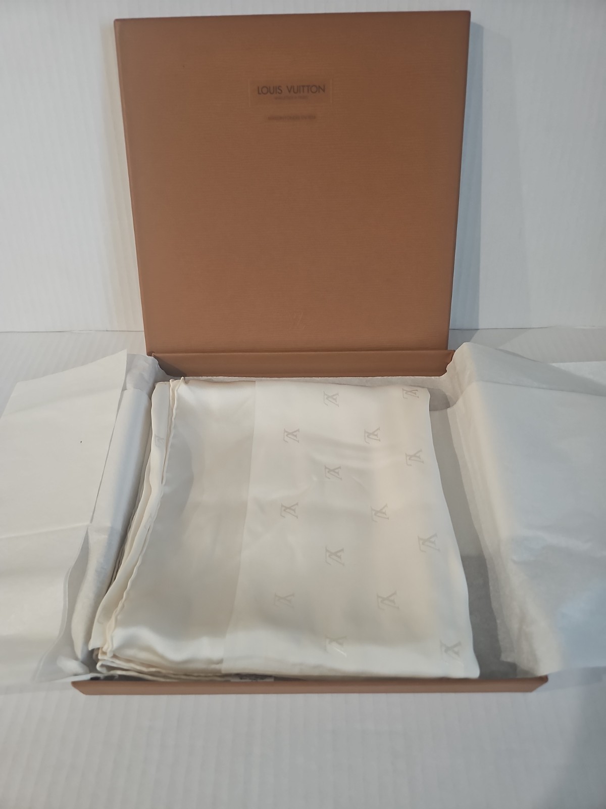 Louis Vuitton White & Grey Monogram Silk Scarf (35.5" x 35.5")