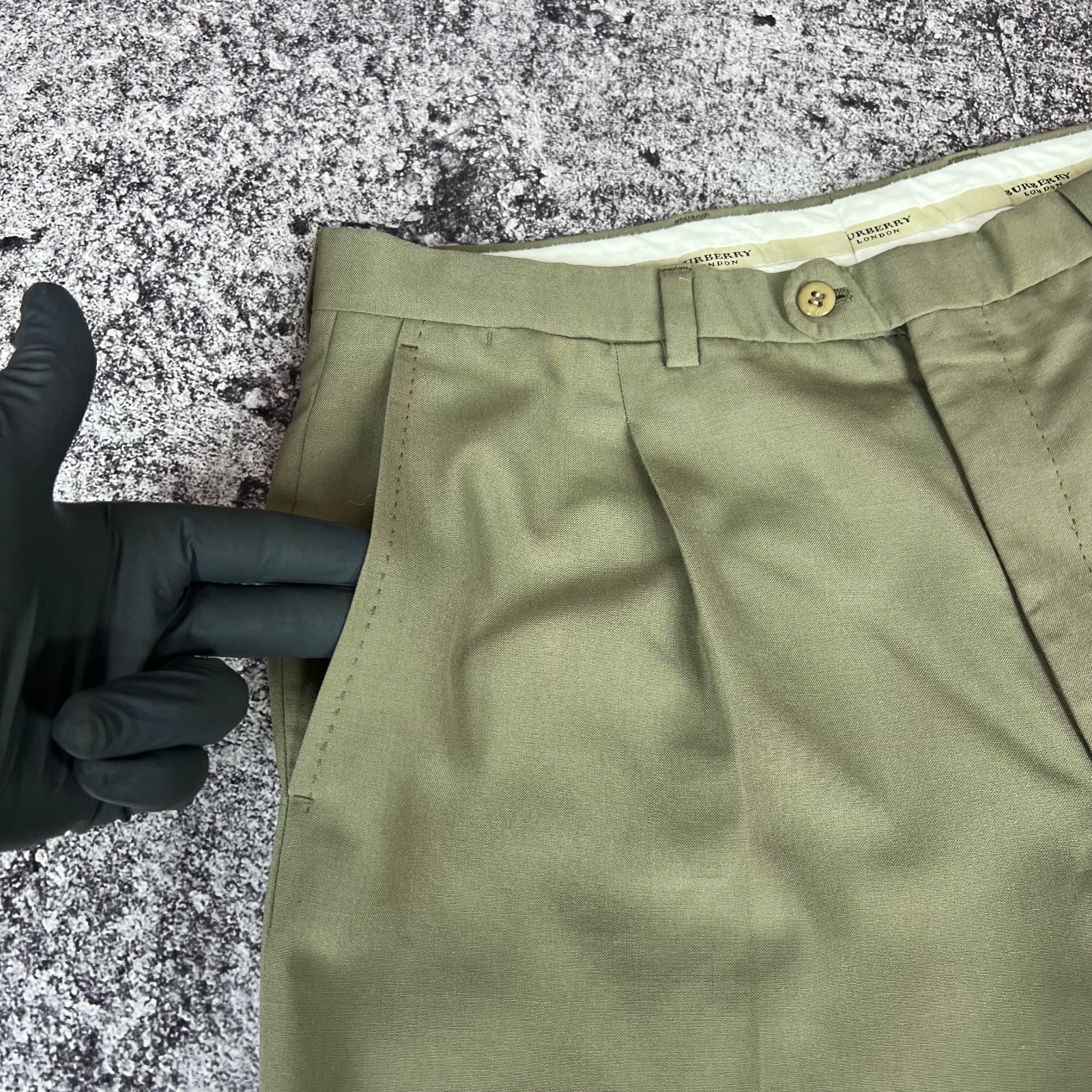 Burberry London Pants Made in Spain Olive Size - 44 thumbnail 6