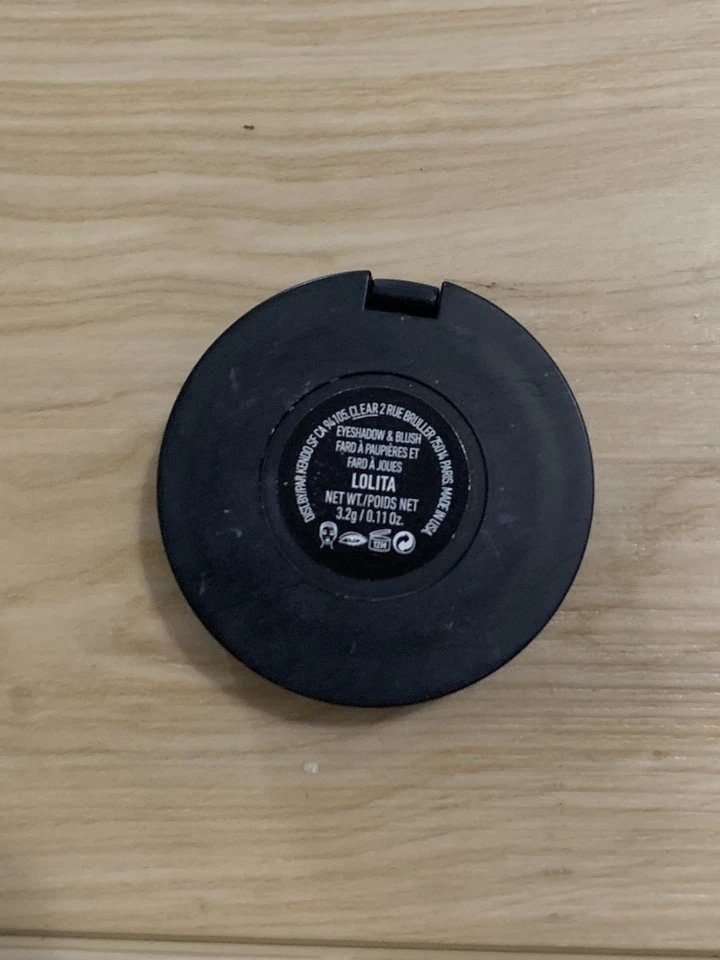 Sombra de ojos individual Kat Von D Lolita Foto 3 de 3