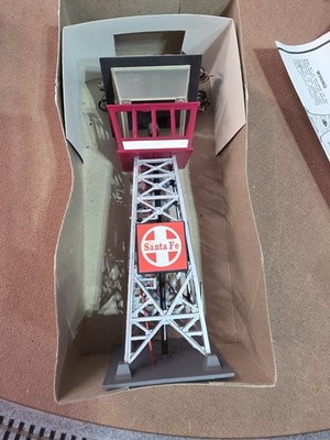 Life-Like Lighted Yard Tower HO 1:87 Santa Fe MPN 8208 Plastic