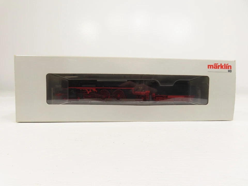 Locomotora de vapor Marklin 39020 escala HO 4-6-2 clase 18,3 LN Foto 4 de 4