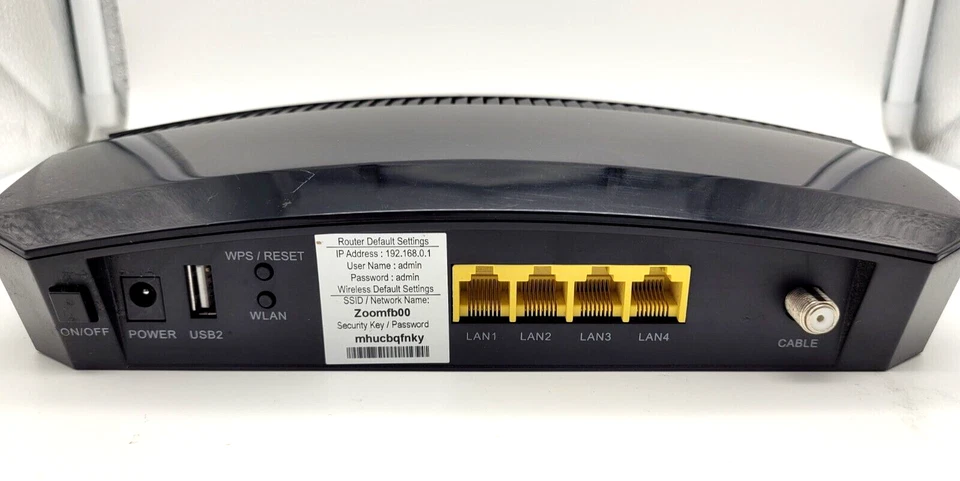 Zoom DOCSIS 3.0 Cable Modem/Router with Wireless, Series 1110, Model 5354, Black - Image 2 of 4