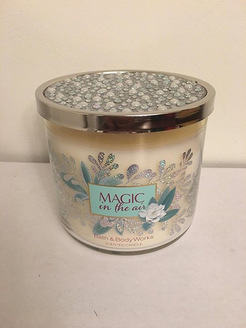 Bath And Body Works Magic In The Air 3 Wick Candle With Pearl Lid