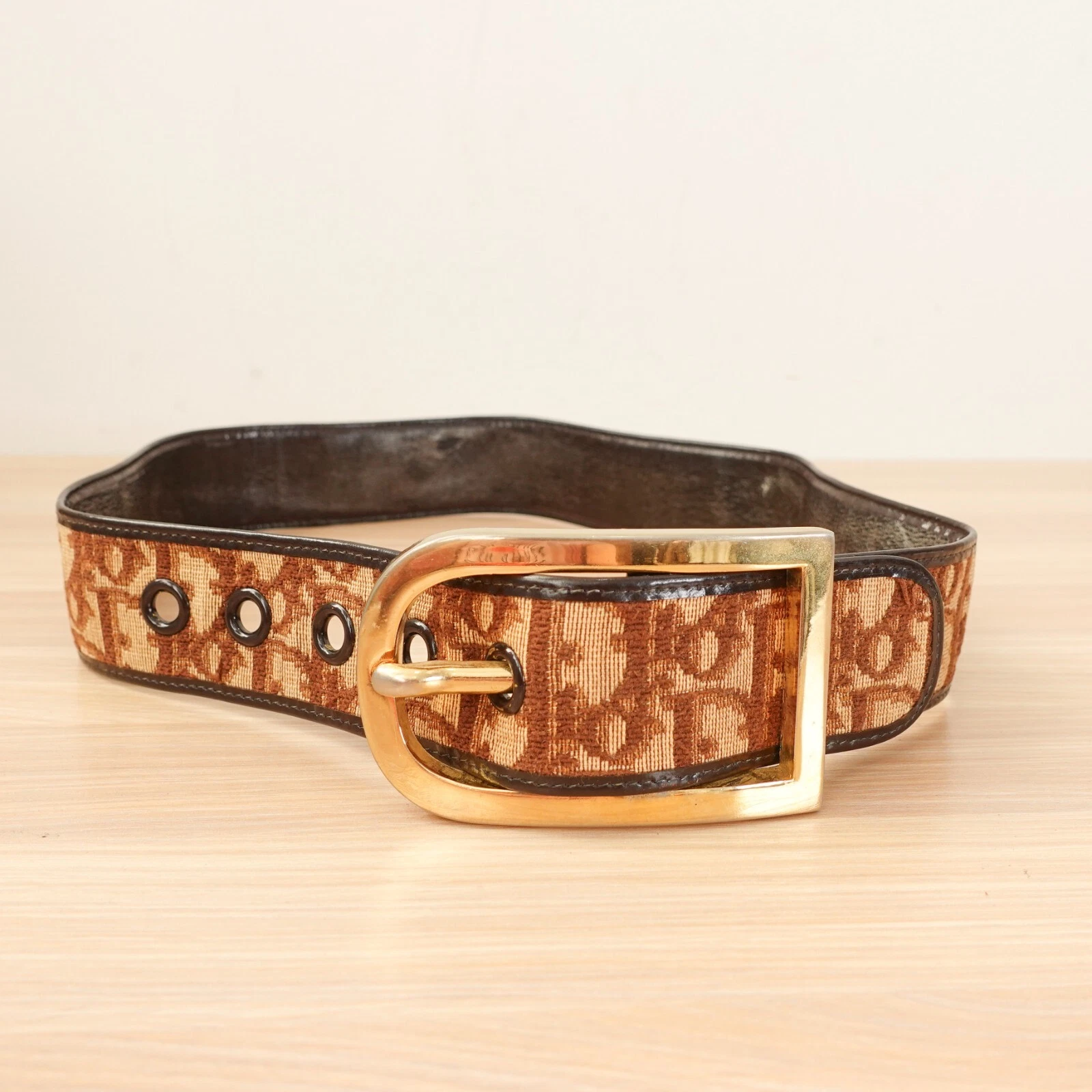 Ceinture DIOR XS 26 cuir logo toile marron boucle dorée gros monogramme Diorissimo