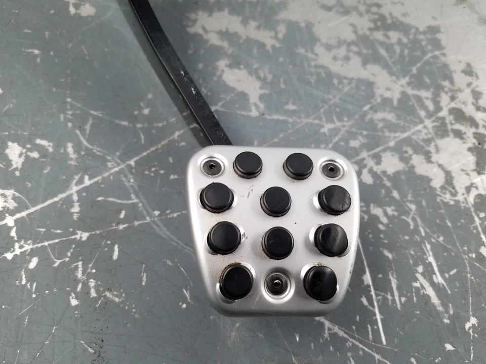 2003 Honda S2000 AP1 Brake Pedal Assembly #2917 S1 - Image 2 of 4