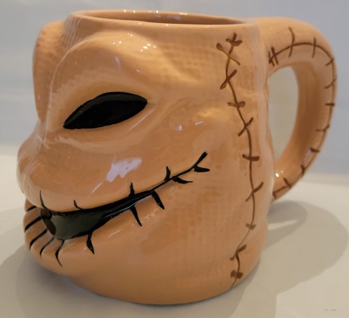 Taza de cerámica Pesadilla antes de Navidad Oogie Boogie marrón Zak Halloween nueva - Imagen 9 de 12