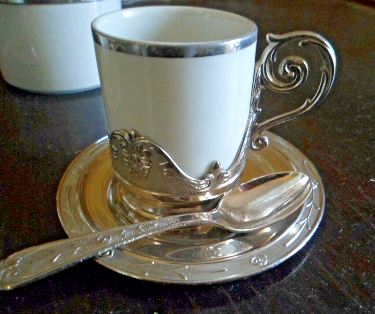 Servizio Da T&egrave; 21 Pezzi Porcellana Vintage - Motivo Foglie Rosse Con Teiera, Tazze E Cucchiai