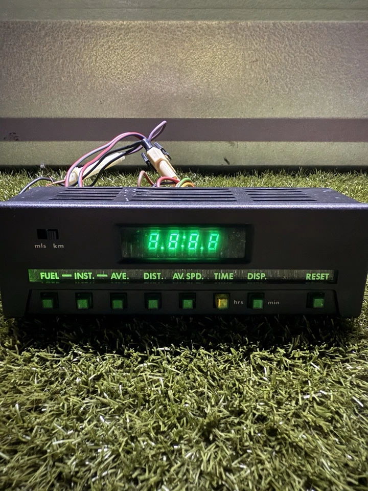 1980-87 Jaguar XJ6 XJS Fuel TRIP COMPUTER Dash Panel Display Unit LUCAS DAC3758 - Image 3 of 4