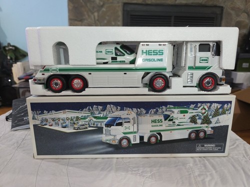 Camión y helicóptero de gasolina Hess nuevo en caja - luces y sonidos 🚚🚁 - Imagen 2 de 9