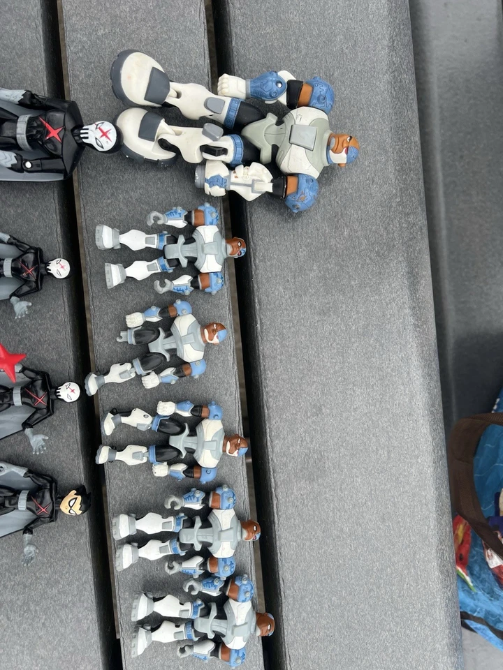 Lote de 55 figuras de acción de Teen Titans de Bandai 2003/2004 en total Foto 2 de 4