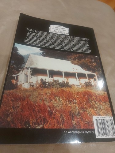 THE WONNANGATTA MYSTERY ~ AN INQUIRY INTO UNSOLVED MURDERS ~ KEITH LEYDON Crime - Picture 2 of 5