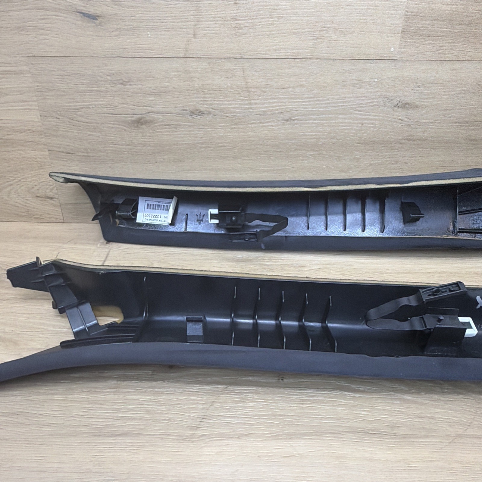 🟢 MASERATI GHIBLI WINDSHIELD LEFT AND RIGHT SIDE A PILLAR TRIM COVER OEM🟢