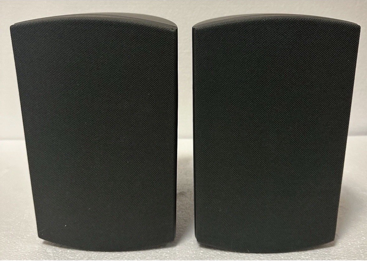 スピーカー・ウーファー CELESTION MP1 Celestion MP1-Quality 2-way Bookshelf/wall Mount Speakers 8 OHM