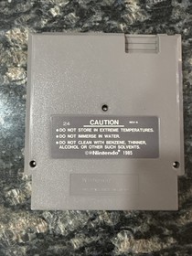 TEENAGE NINJA TURTLES NINTENDO NES VIDEO GAME CARTRIDGE and dust cover