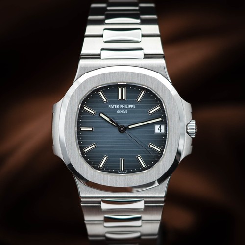 Patek Philippe Nautilus 5711 | Full Set 40mm