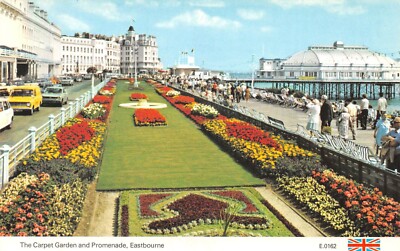EASTBOURNE - TEPPICHGARTEN & PROMENADE ~ EINE ALTE POSTKARTE #223868
