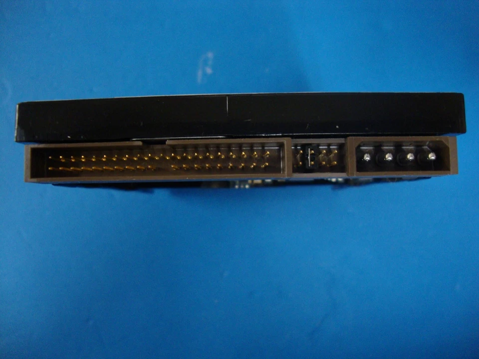 Seagate 9Y3001-001 ST340015A 40GB Hard Drive P/N 100271841 0WWU1 ZDH-02 FW 3.01 - Image 4 of 4