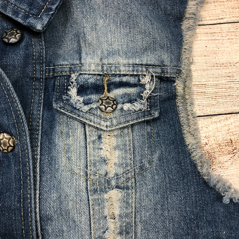 rue21 Size S Womens Distressed Button Up fringe Lace Cotton Denim Blue Crop Vest - Image 4 of 4