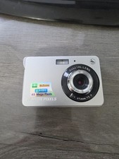 48 MP 8x Zoom High Definition Digital Camera - Needs New Battery