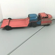 Vintage 1950's Wyandotte Pressed Steel Semi-Truck Lowboy Flatbed Trailer w/winch