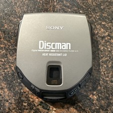 Sony Discman D-171 Portable CD Player Digital Mega Bass Retro Audio Tested