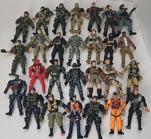 CHAP MEI SOLDIER FORCE lot camion porte char + figurines genre GI JOE Figure EUR 45,00 - FR