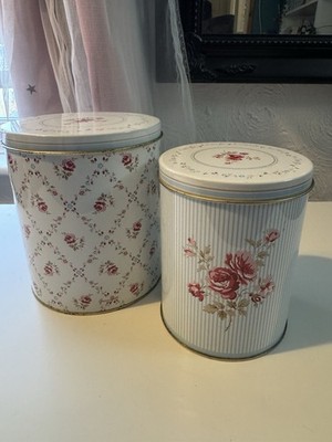 Greengate - ZWEI NICHT MEHR ERHÄLTLICHE AUFBEWAHRUNGSDOSEN MIT ROSE BLUMENDESIGN SEHR GUTER ZUSTAND