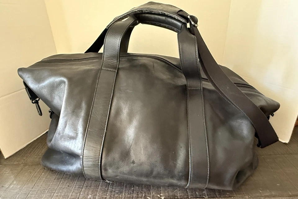 Tumi  Alpha Soft Leather Extra Large Black Duffel Bag Weekender - Image 2 of 4