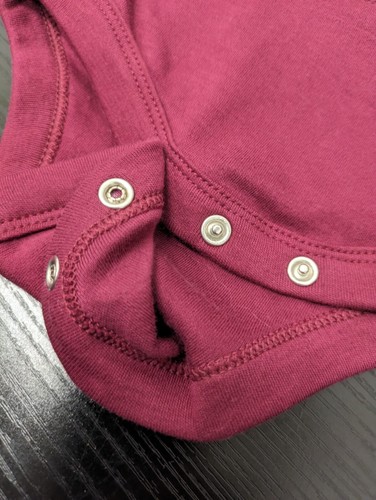 Paquete de 2 West Ham Baby Grows - Licencia Oficial, Tutus y baberos - Imagen 27 de 54