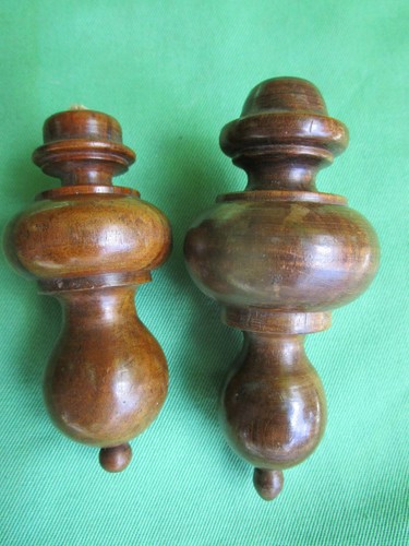 ORNEMENTS ANCIENS BOIS tourné boule escalier période néo-gothique XIXème EUR 60,00 - FR