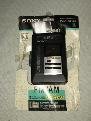 NEW OLD STOCK Vintage Sony Walkman WM-AF44 10TH ANNIVERSARY FM/AM CASSETTE